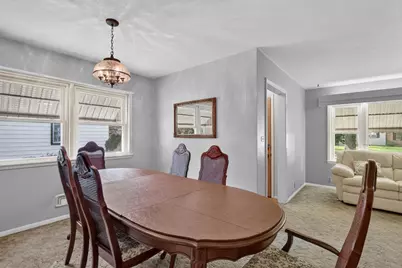 1527 Highland Avenue, Beloit, WI 53511 - Photo 11