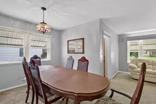 1527 Highland Ave, Beloit, WI 53511 - Photo 11