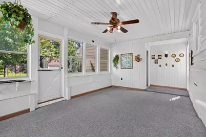 1527 Highland Avenue, Beloit, WI 53511 - Photo 37