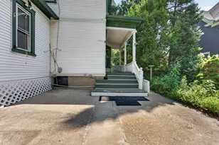 954 Bluff St, Beloit, WI 53511 - Photo 47