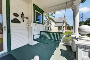954 Bluff St, Beloit, WI 53511 - Photo 3