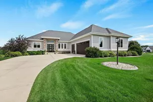 1098 Brynhill Dr, Oregon, WI 53575 - Photo 51