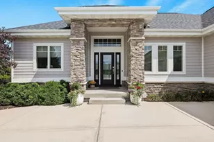 1098 Brynhill Dr, Oregon, WI 53575 - Photo 3