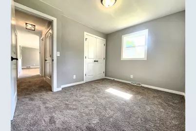 430 Woodview Drive, Sun Prairie, WI 53590 - Photo 13