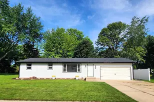 430 Woodview Dr, Sun Prairie, WI 53590 - Photo 19