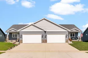 642 Locust Ln, Janesville, WI 53536 - Photo 1