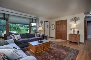 306 Garnet Ln, Madison, WI 53714 - Photo 7