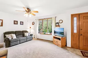 W7096 N Oak Ridge Ct, Poynette, WI 53955 - Photo 5
