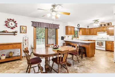 W7096 N Oak Ridge Court, Poynette, WI 53955 - Photo 9