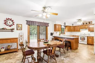 W7096 N Oak Ridge Ct, Poynette, WI 53955 - Photo 9
