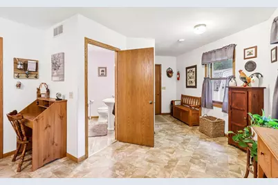 W7096 N Oak Ridge Court, Poynette, WI 53955 - Photo 23