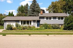 320 W Elm St, Sun Prairie, WI 53590 - Photo 1