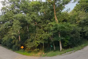 2315 Summit Dr, Janesville, WI 53548 - Photo 1