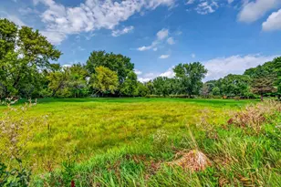 18 N Bartelt Ct, Madison, WI 53704 - Photo 5