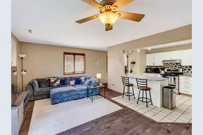 18 N Bartelt Court #4, Madison, WI 53704 - Photo 3