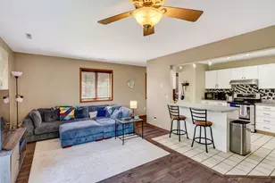 18 N Bartelt Ct, Madison, WI 53704 - Photo 3