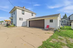 10 N Watertown St, Waupun, WI 53963 - Photo 17
