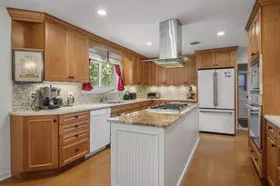 301 Valley View St, Verona, WI 53593 - Photo 11