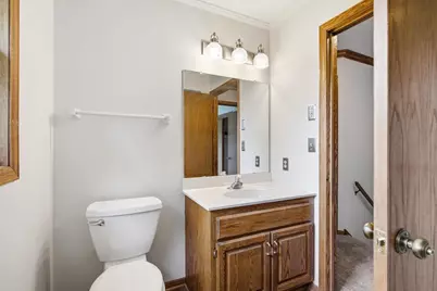 W169N10806 Redwood Lane, Germantown, WI 53022 - Photo 41