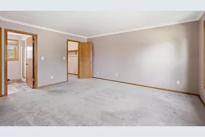 W169N10806 Redwood Lane, Germantown, WI 53022 - Photo 37