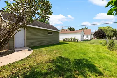 460 S Blackhawk Street, Janesville, WI 53545 - Photo 27