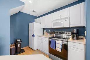 18 Kings Mill Cir, Madison, WI 53718 - Photo 5