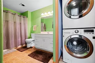 18 Kings Mill Cir, Madison, WI 53718 - Photo 11