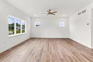 5616 Divine st, Madison, WI 53718 - Photo 13