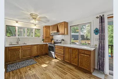 511 St Clare Court, Monroe, WI 53566 - Photo 13