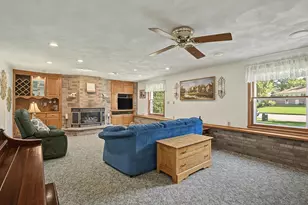 511 St Clare Ct, Monroe, WI 53566 - Photo 31