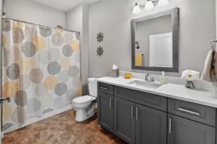 3083 Barrington Hills Ct, Fitchburg, WI 53711 - Photo 39