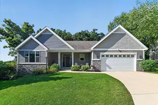 3083 Barrington Hills Ct, Fitchburg, WI 53711 - Photo 7