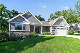 3083 Barrington Hills Ct, Fitchburg, WI 53711 - Photo 7