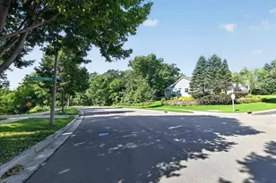 3083 Barrington Hills Ct, Fitchburg, WI 53711 - Photo 29