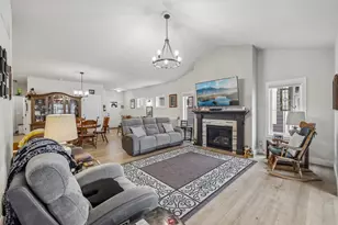 1134 Irene Ct, Waunakee, WI 53597 - Photo 5