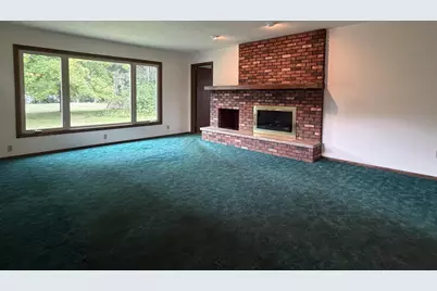 44 West Street, Clintonville, WI 54929 - Photo 9