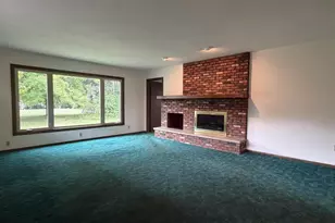 44 West St, Clintonville, WI 54929 - Photo 9