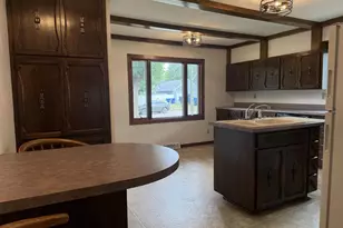 44 West St, Clintonville, WI 54929 - Photo 3