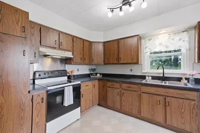 W5102 Bradley Road, Rio, WI 53960 - Photo 5