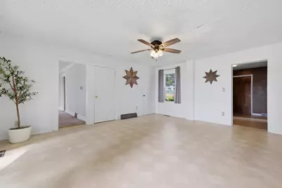 W5102 Bradley Road, Rio, WI 53960 - Photo 11