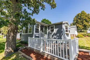 815 Union St, Mineral Point, WI 53565 - Photo 3