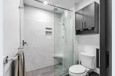 211 S Henry Street #201, Madison, WI 53703 - Photo 25