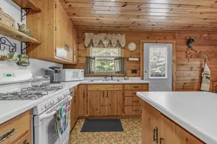 N16180 Deerfield Dr, Nekoosa, WI 54457 - Photo 7