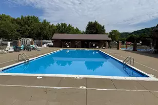 208 Hideaway Ct, Prairie Du Chien, WI 53821 - Photo 21