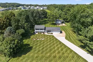 3425 Meadow Rd, Verona, WI 53593 - Photo 11