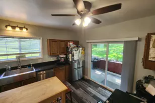108 N Washington St, Deerfield, WI 53531 - Photo 5