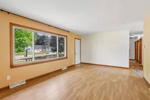 217 Dallas St, Sauk City, WI 53583 - Photo 5