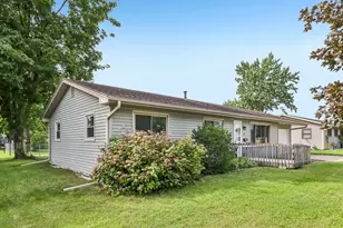 217 Dallas St, Sauk City, WI 53583 - Photo 3