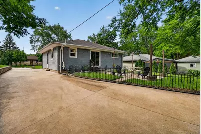 2222 Norton Avenue, Waukesha, WI 53188 - Photo 27