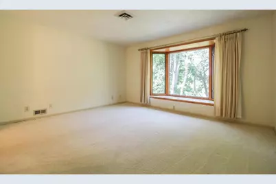 711 Oak Hill Lane, Fort Atkinson, WI 53538 - Photo 15